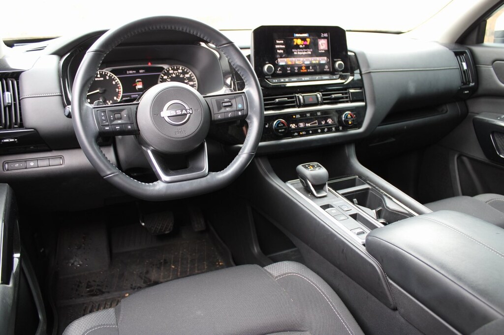 Used 2023 Nissan Pathfinder SV SUV
