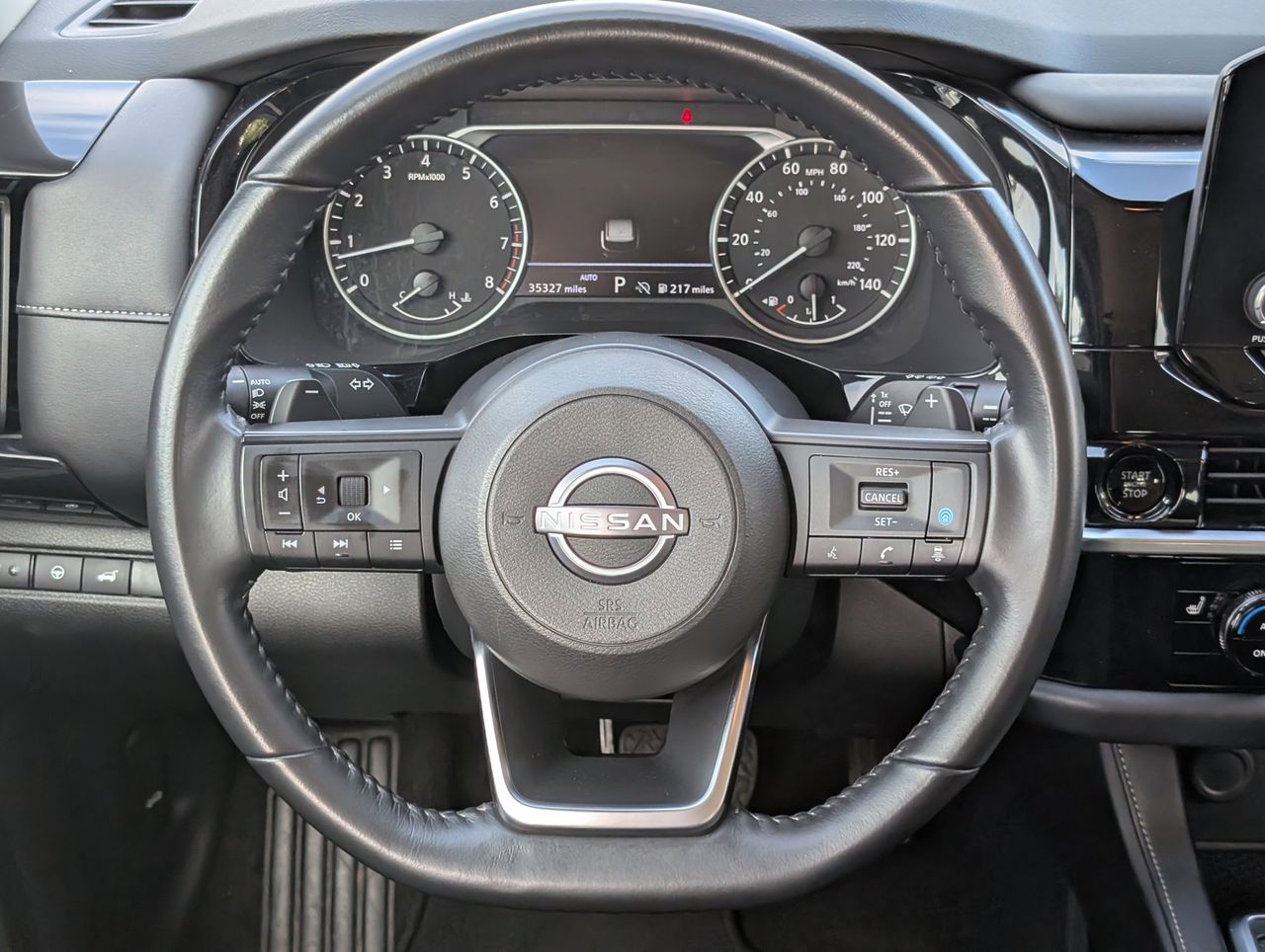 2025 Nissan Pathfinder SV - Photo 11