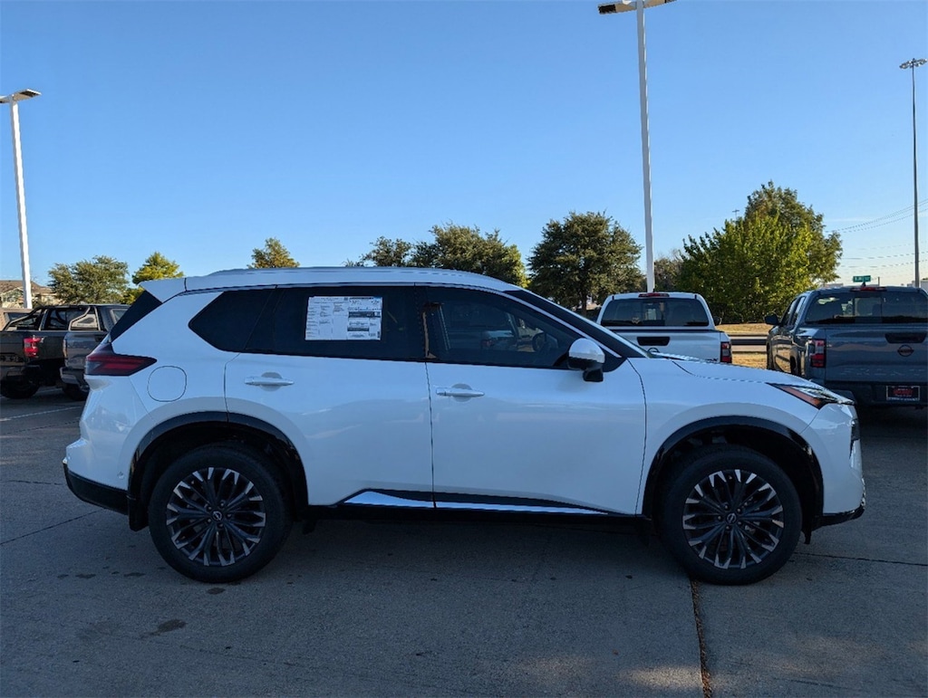 New 2024 Nissan Rogue Platinum SUV