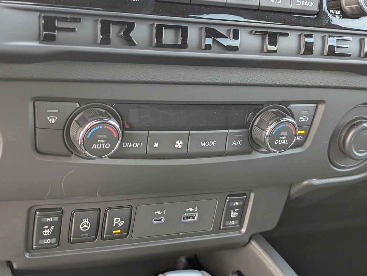2026 Nissan Frontier SV - Photo 14
