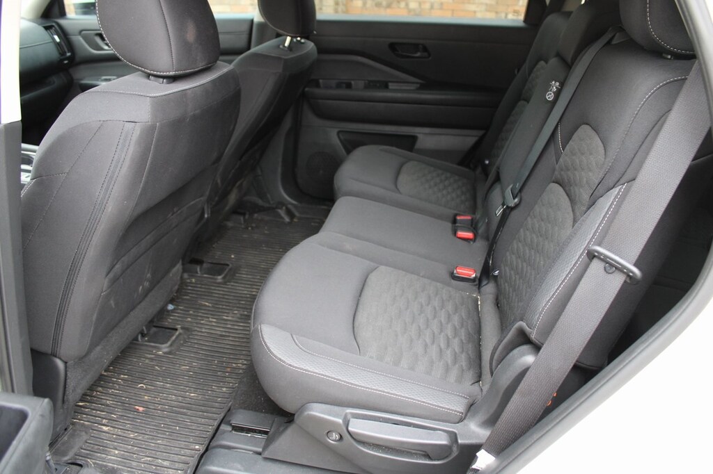 Used 2023 Nissan Pathfinder SV SUV