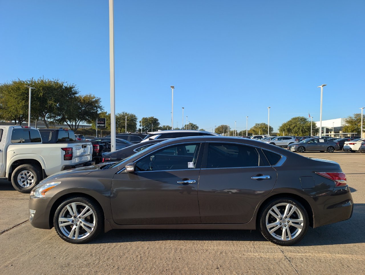 Used 2014 Nissan Altima SL with VIN 1N4BL3AP4EC204809 for sale in McKinney, TX