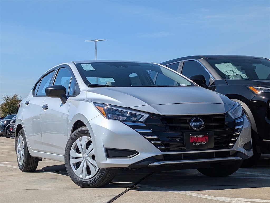 New 2025 Nissan Versa 1.6 S Sedan