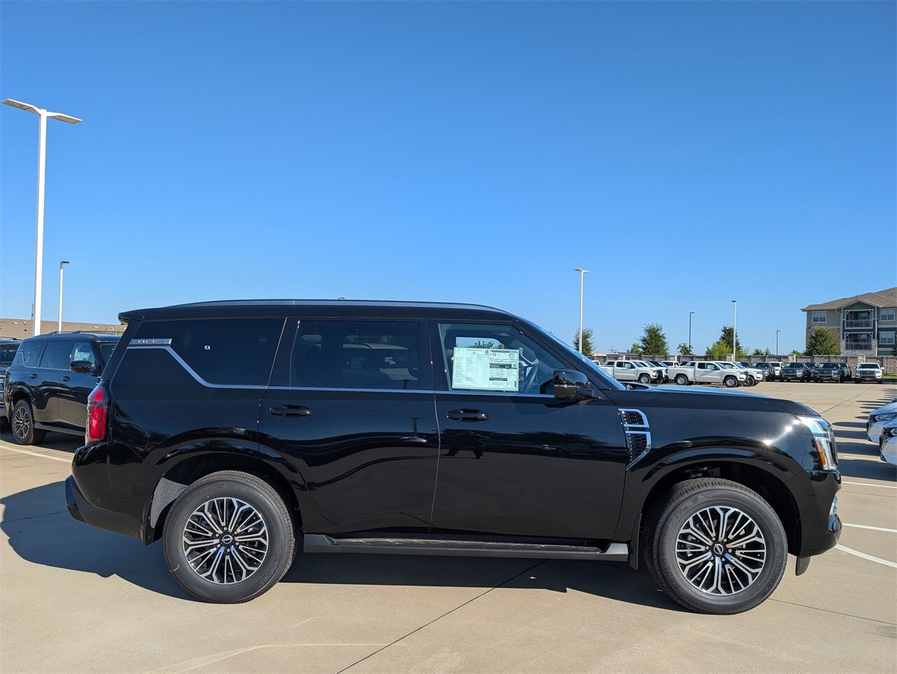 2026 Nissan Armada SL photo 3