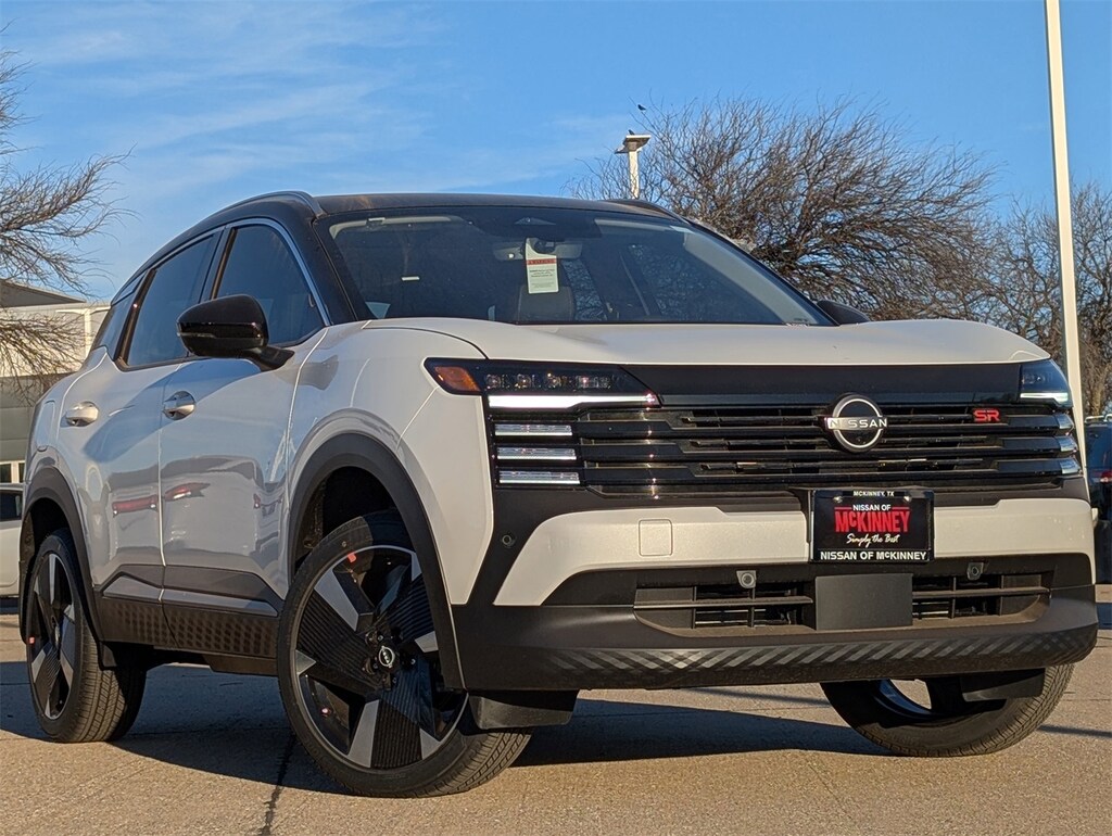 New 2025 Nissan Kicks SR SUV