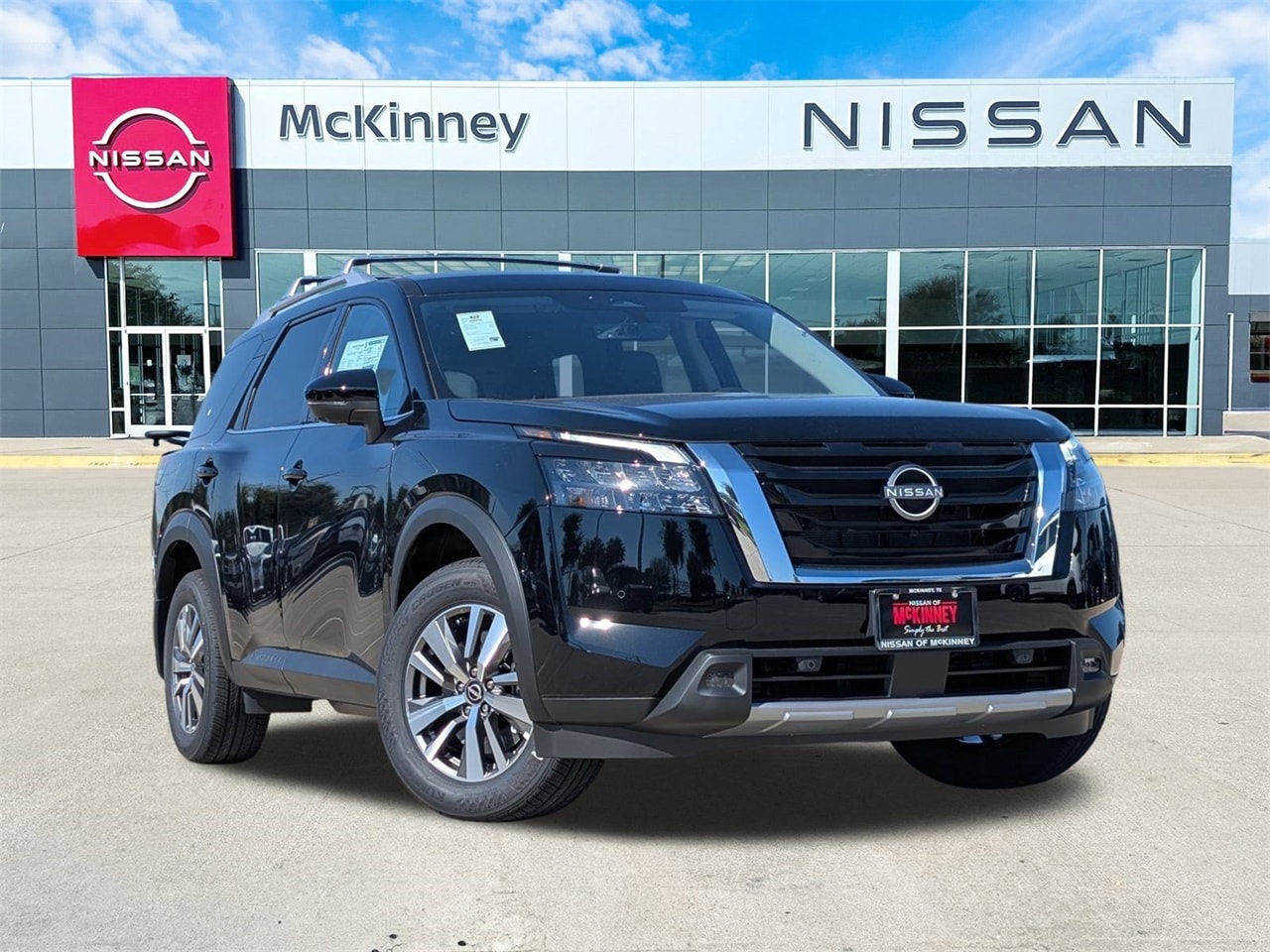 2025 Nissan Pathfinder SL's photo