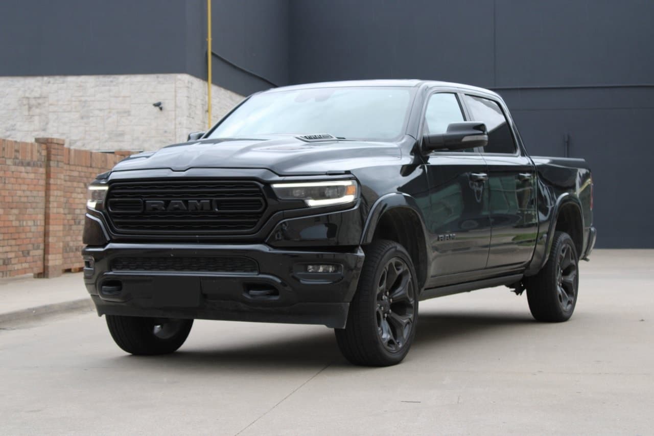 Used 2023 RAM Ram 1500 Pickup Limited with VIN 1C6SRFHTXPN542193 for sale in Mckinney, TX