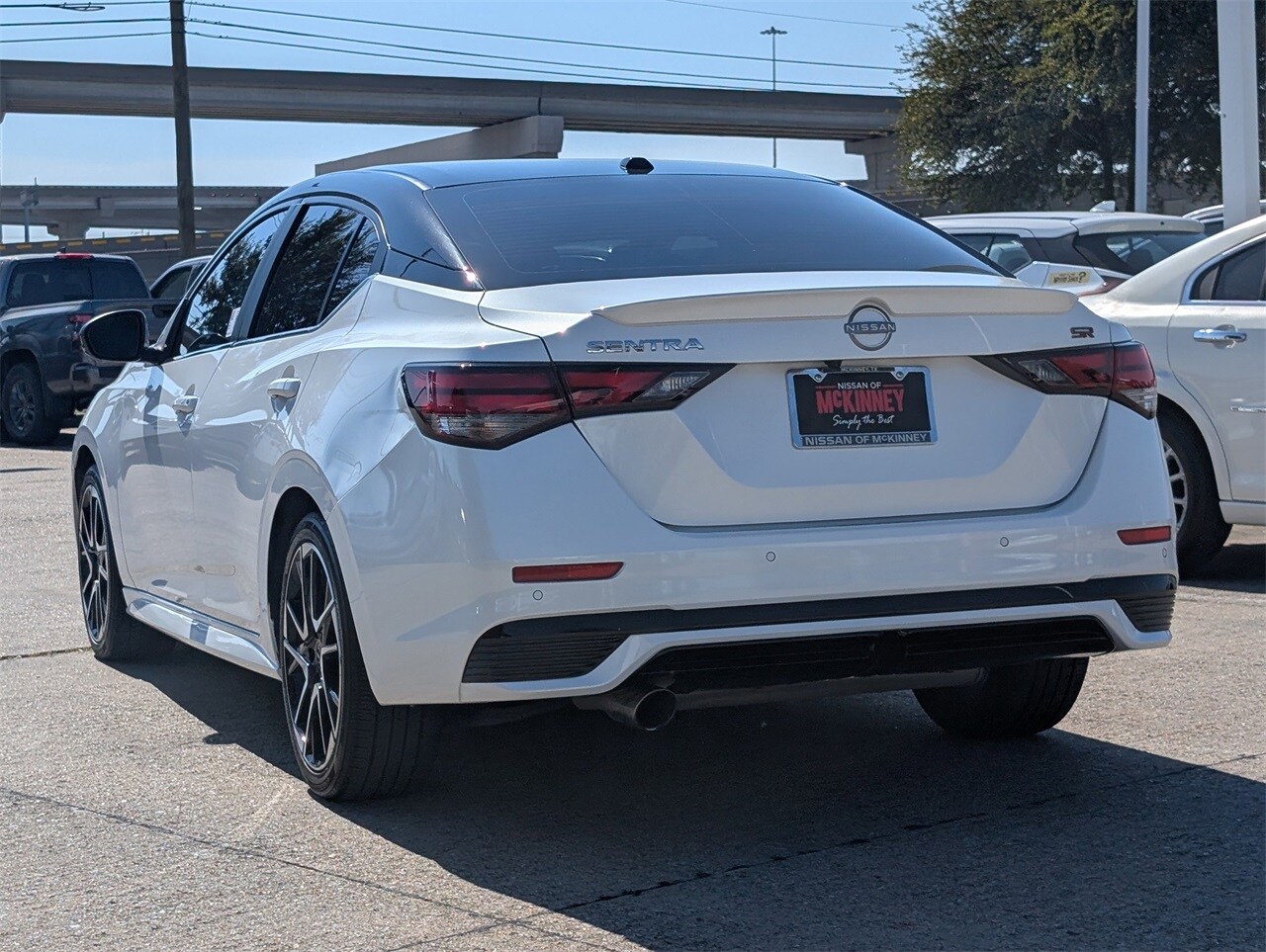2024 Nissan Sentra SR photo 3