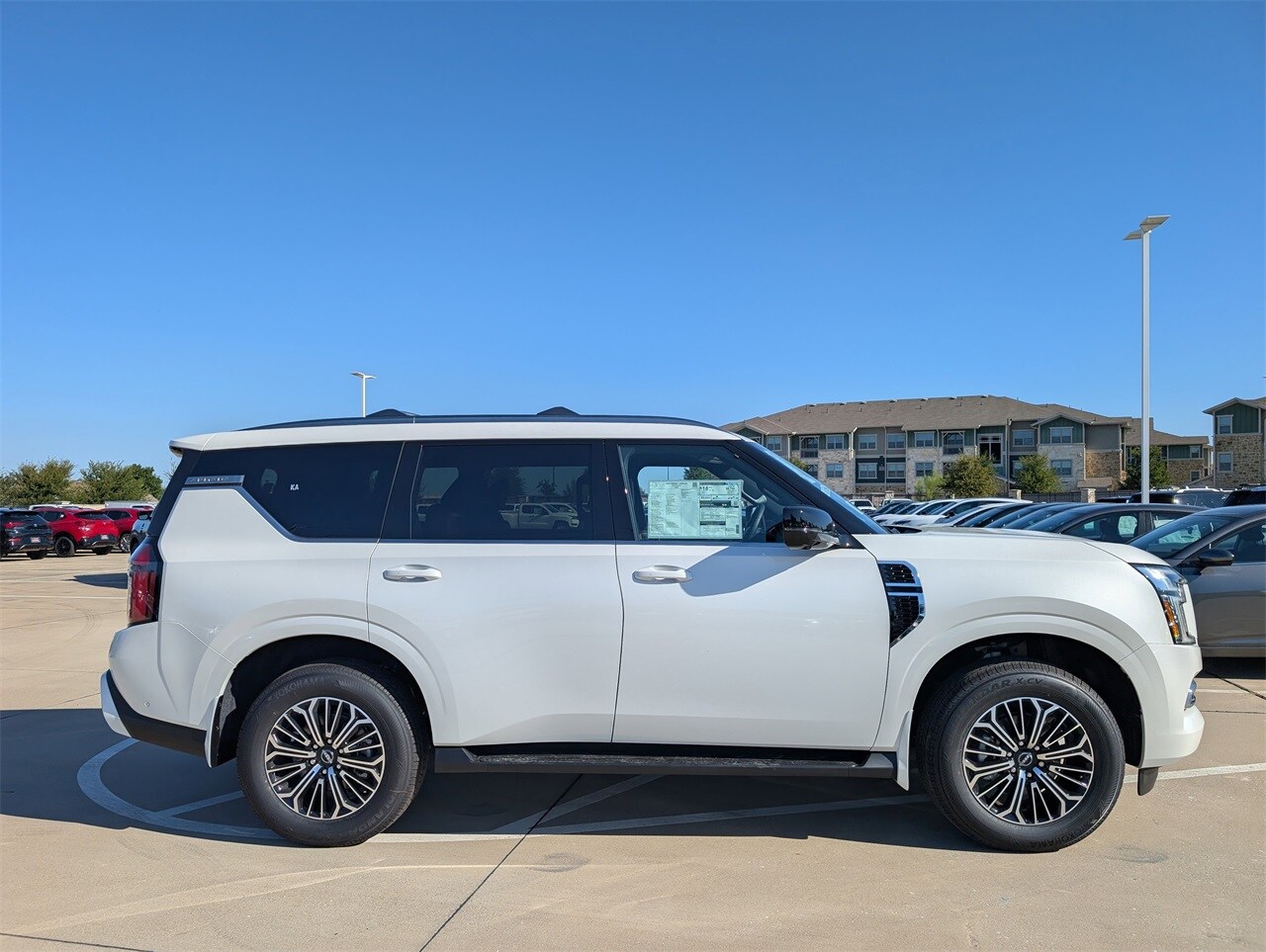 2026 Nissan Armada Platinum photo 2