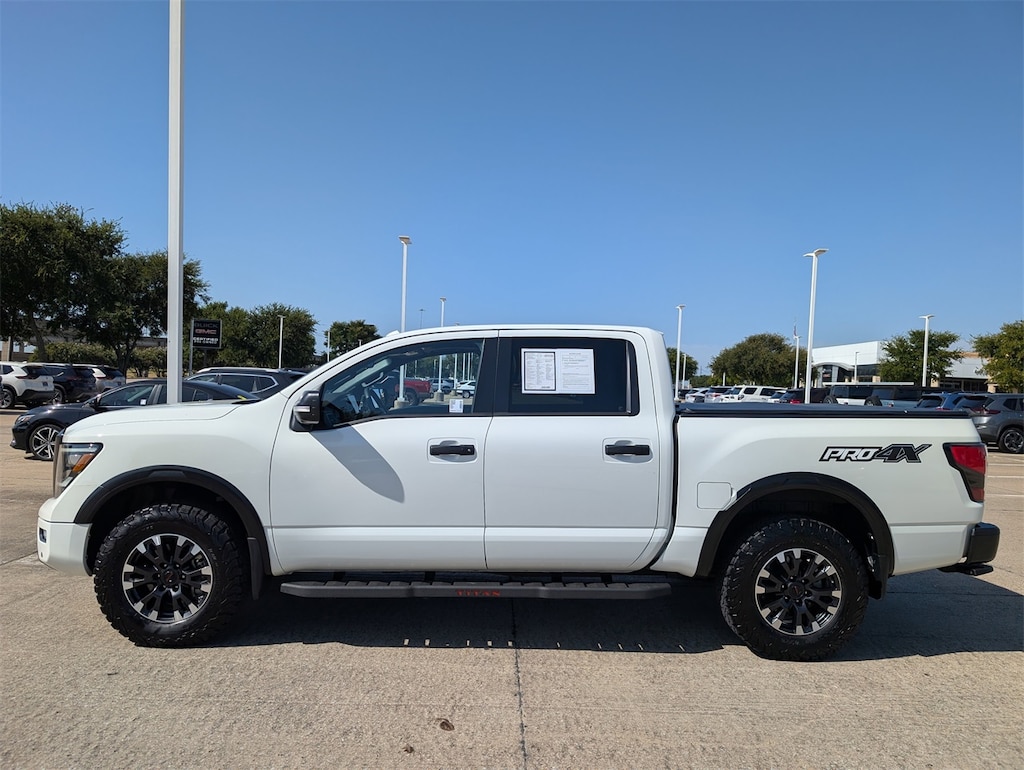 Certified 2020 Nissan Titan PRO-4X w/Nav/Convp/Moonroofp/Utilityp Truck Crew Cab