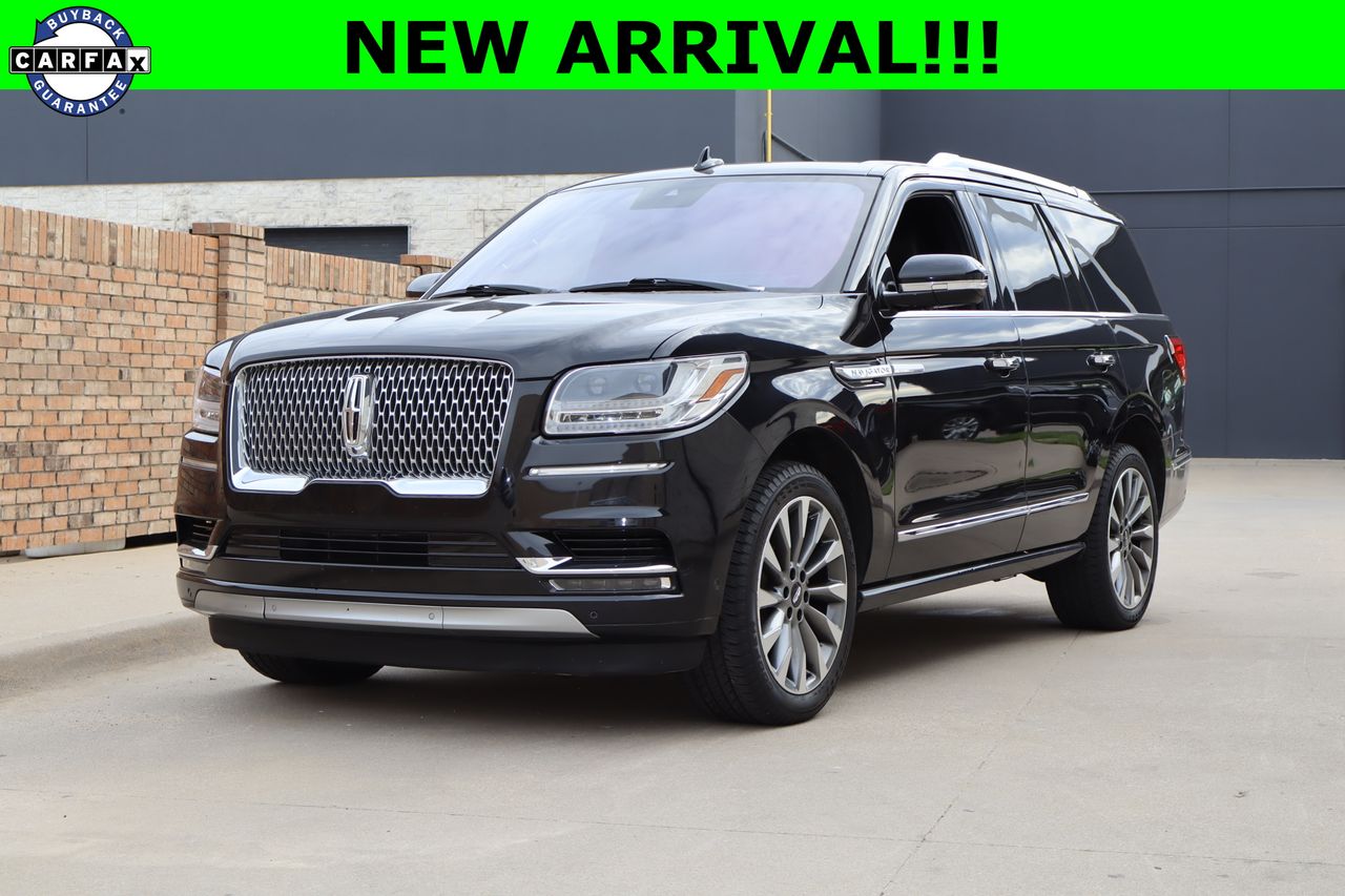 2019 Lincoln Navigator Select's photo