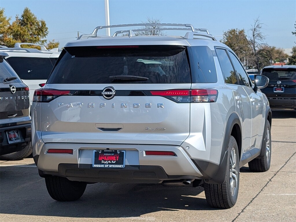 New 2025 Nissan Pathfinder SL SUV