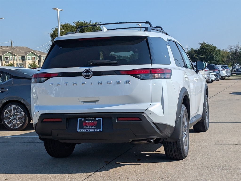 New 2025 Nissan Pathfinder SV SUV