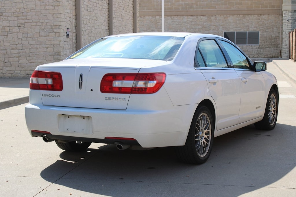 Used 2006 Lincoln Zephyr Base w/Nav Sedan