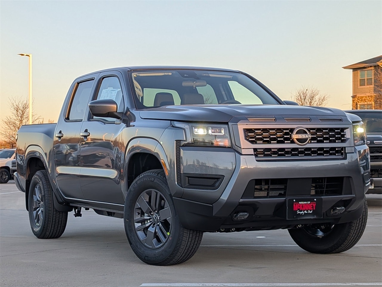 2026 Nissan Frontier SV's photo