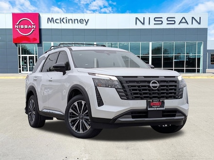 2026 Nissan Pathfinder Platinum SUV