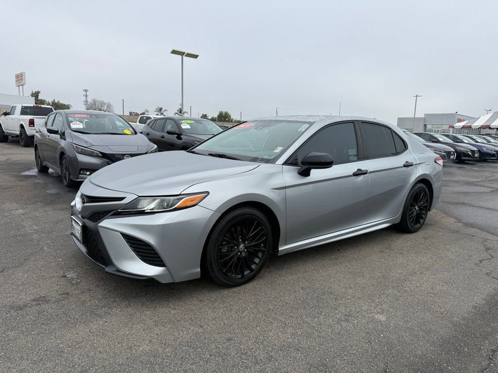 Used 2019 Toyota Camry SE SE Auto