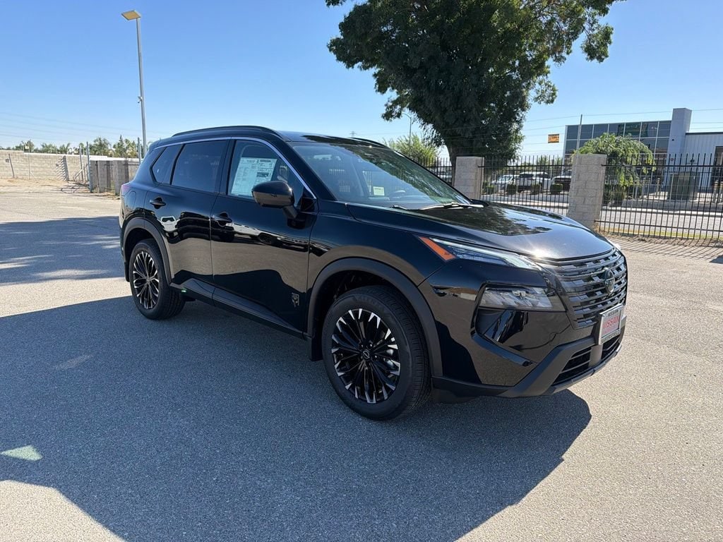 2026 Nissan Rogue 2026.5 FWD Dark Armor 