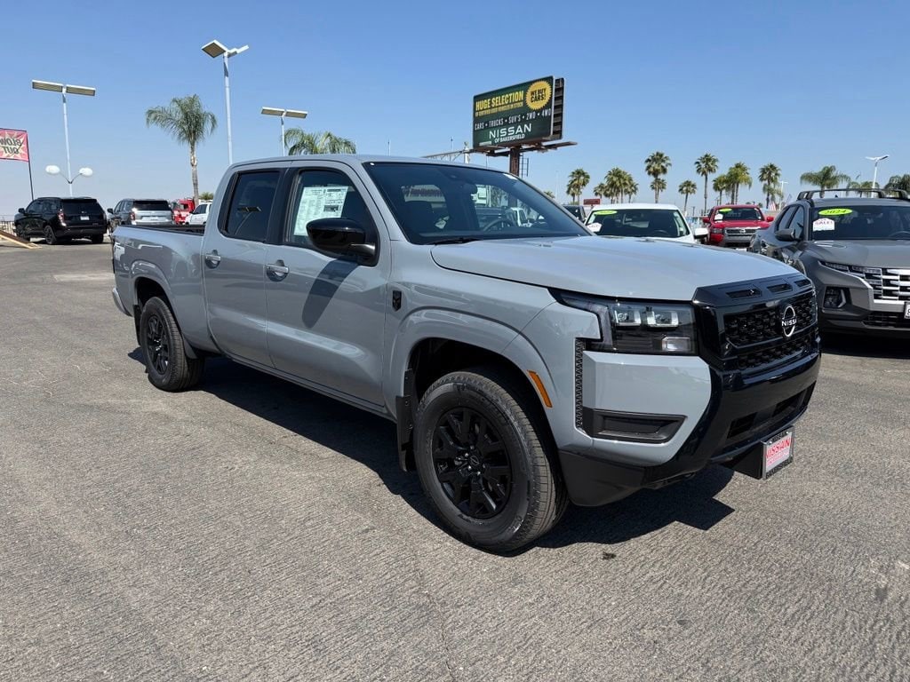2026 Nissan Frontier SV Crew Cab 4X4 LWB's photo