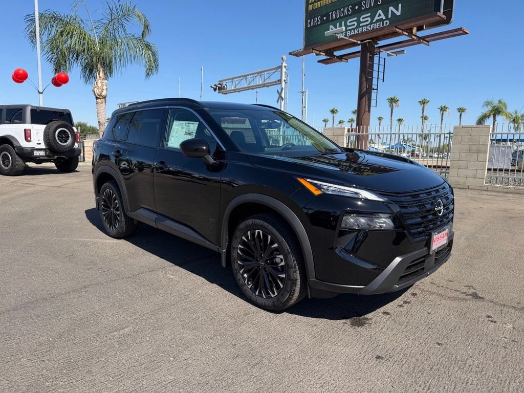 2026 Nissan Rogue 2026.5 FWD Dark Armor 