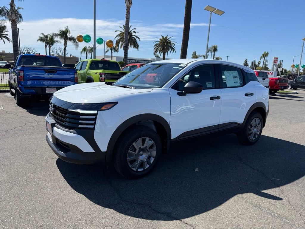 2026 Nissan Kicks S photo 2