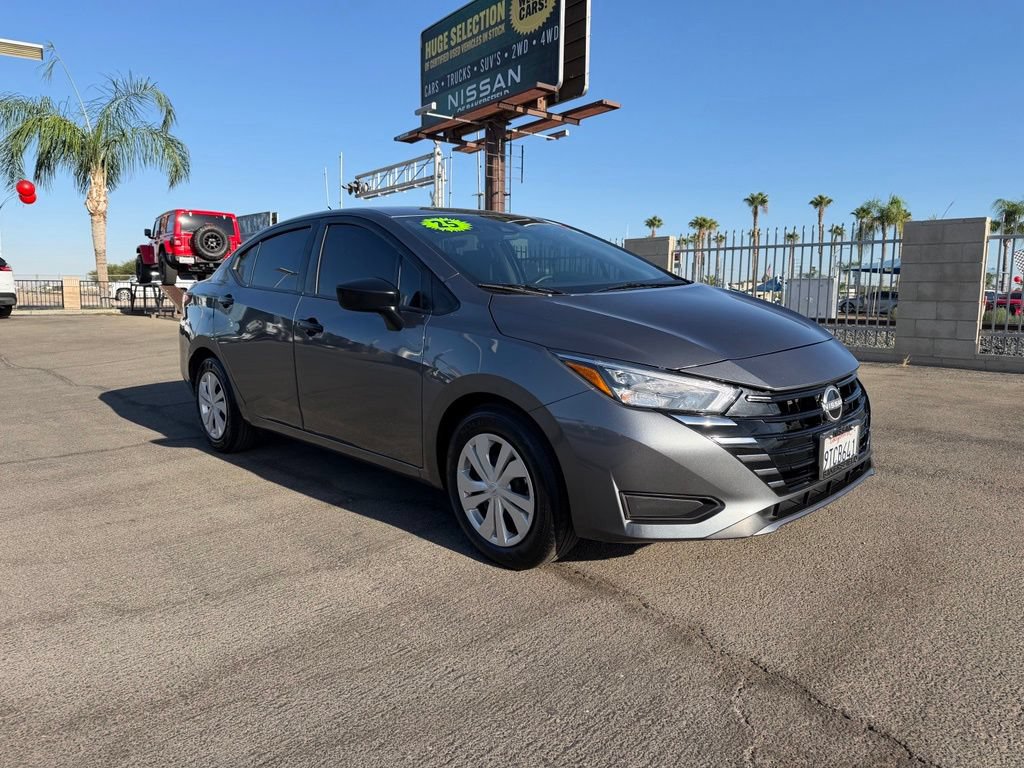 2025 Nissan Versa S CVT 