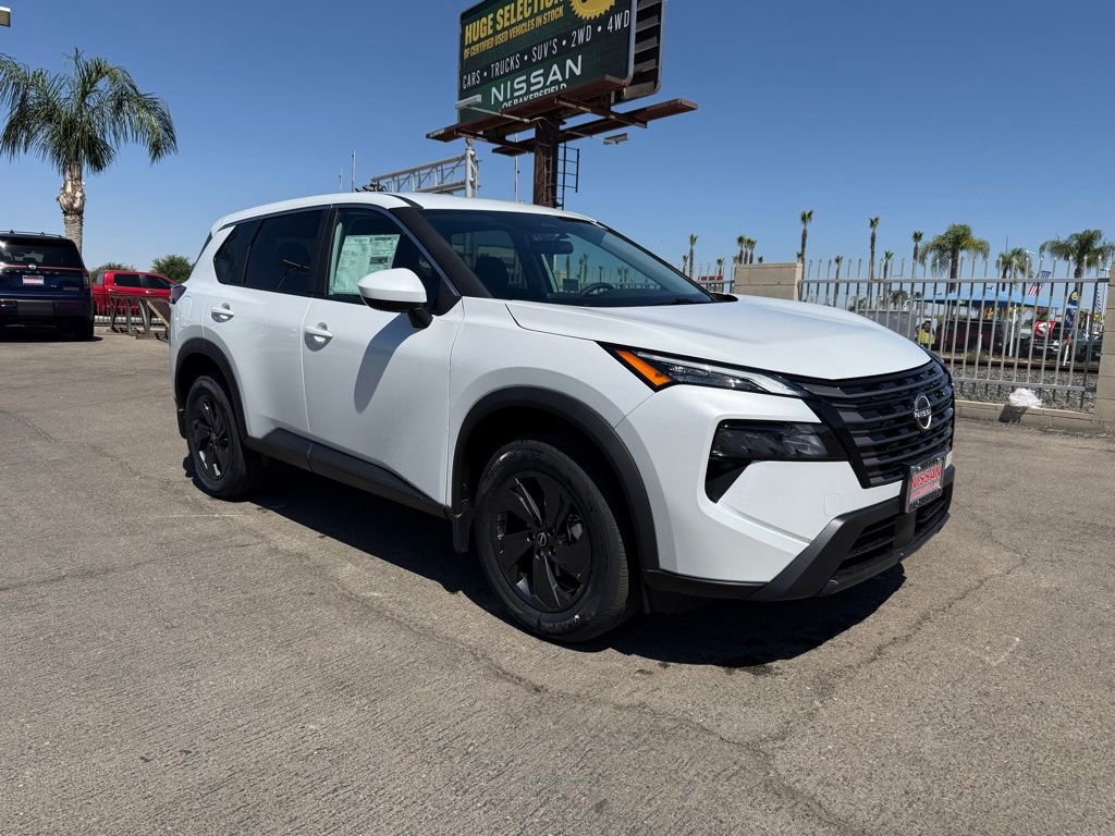 2026 Nissan Rogue SV AWD's photo