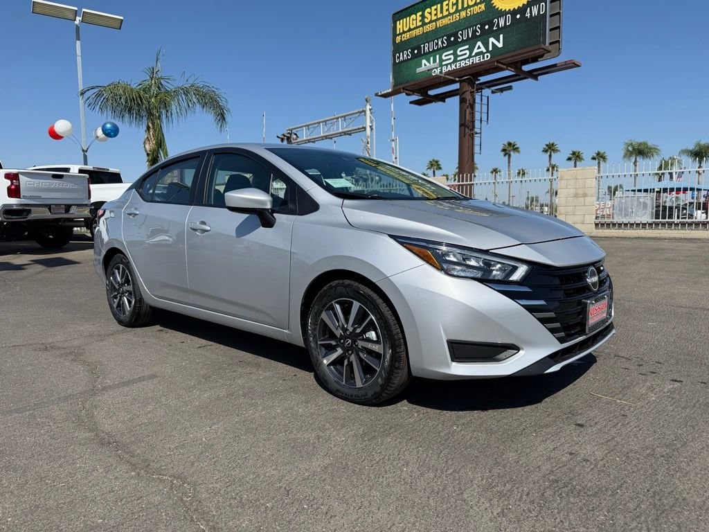 2025 Nissan Versa Sedan SV