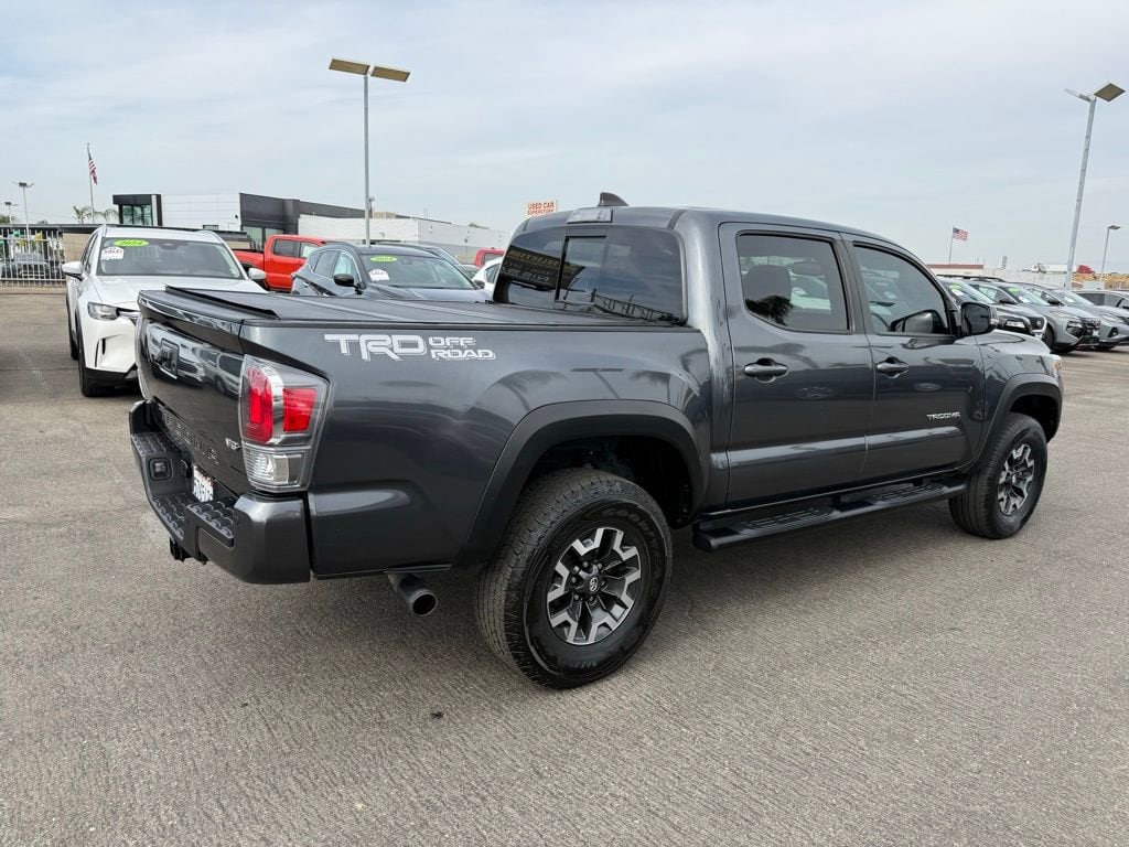 2022 Toyota Tacoma 2WD TRD Off Road photo 5