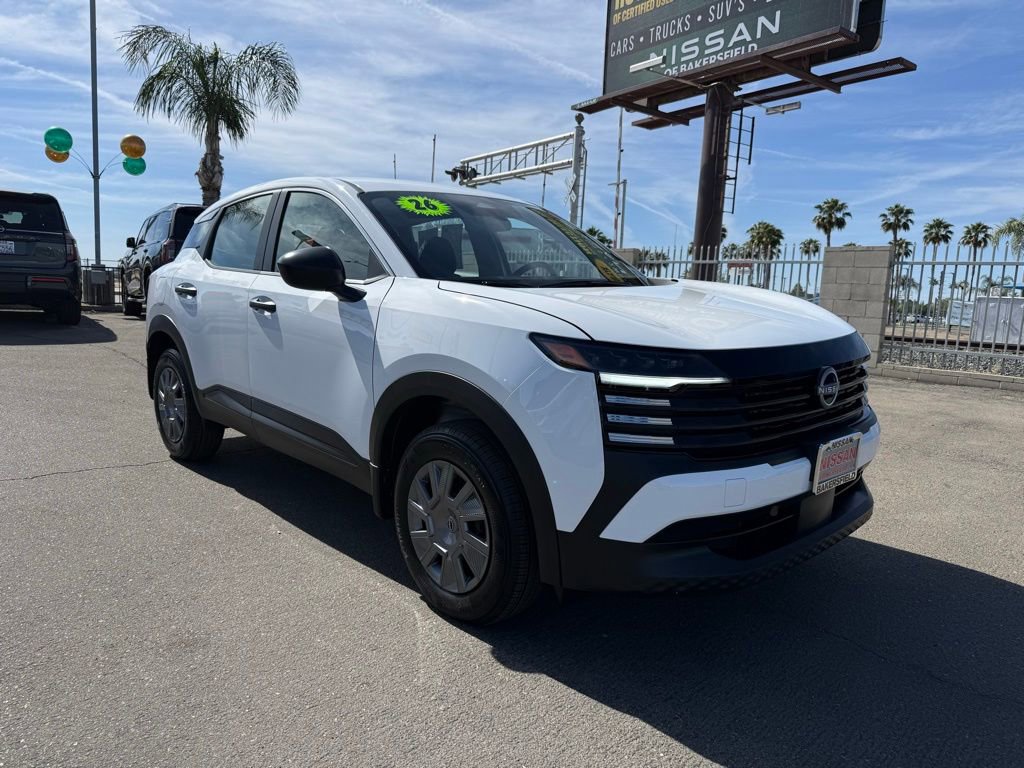 2026 Nissan KICKS