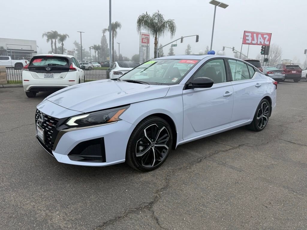Certified 2025 Nissan Altima SR SR FWD