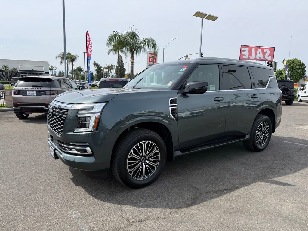 2026 Nissan Armada SL photo 2