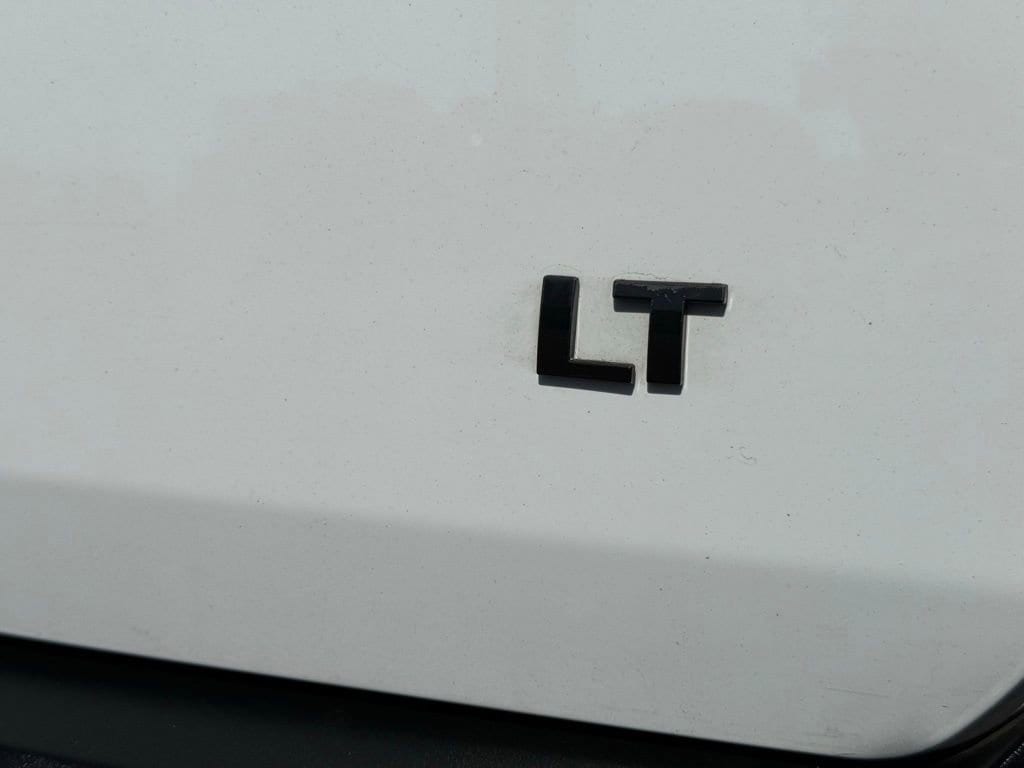 2021 Chevrolet Traverse LT Cloth photo 3