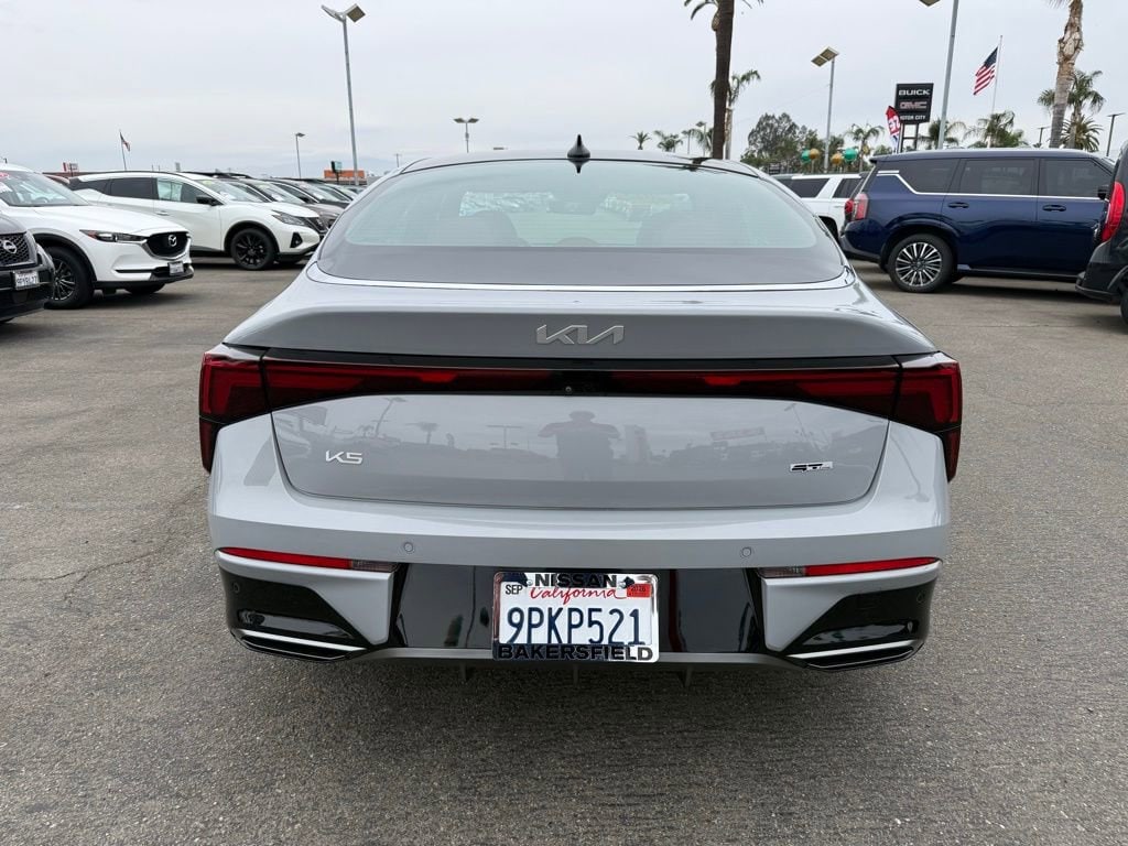 2025 Kia K5 GT-Line photo 4