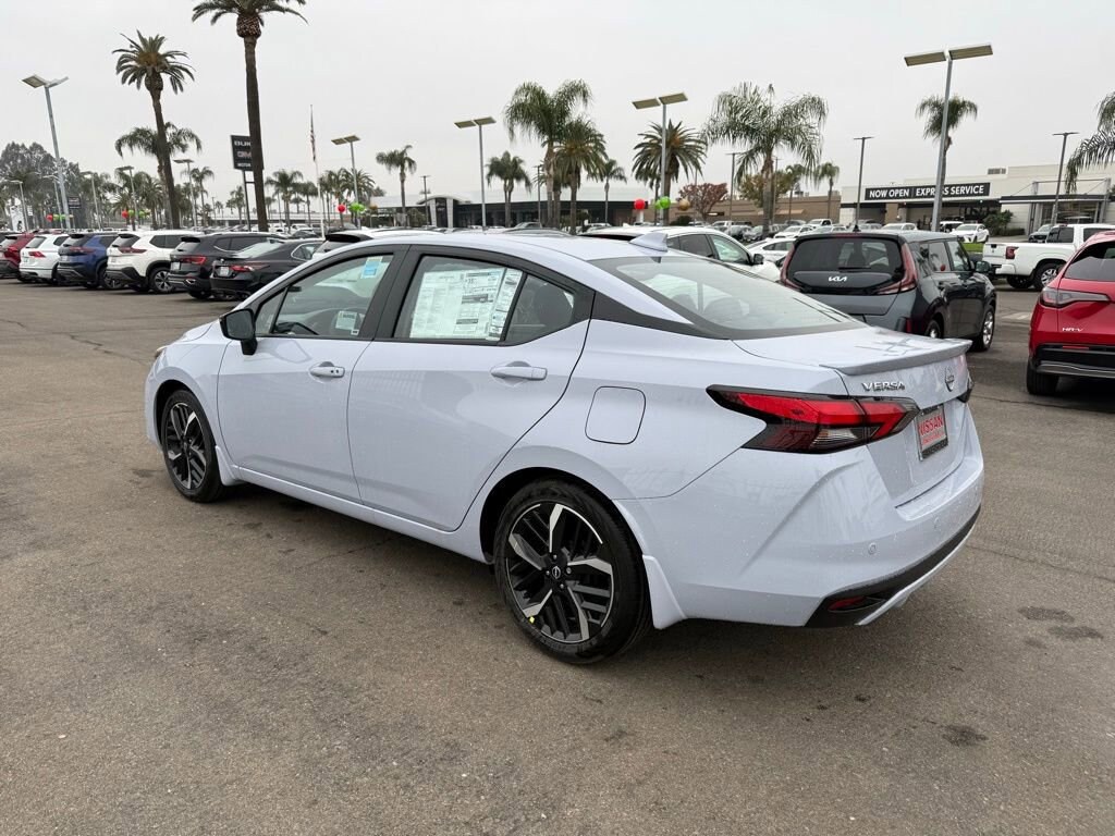 New 2025 Nissan Versa SR SR CVT