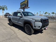 2026 Nissan Frontier PRO-4X Crew Cab 4x4 PRO-4X