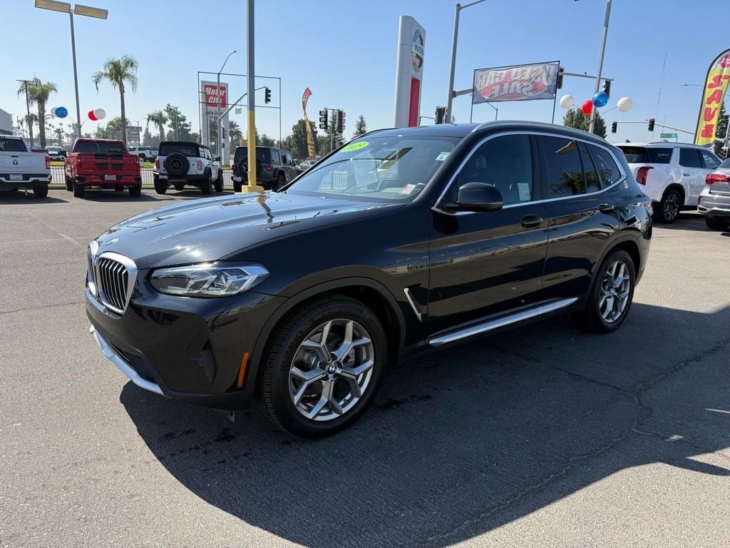2023 BMW X3 sDrive30i photo 2