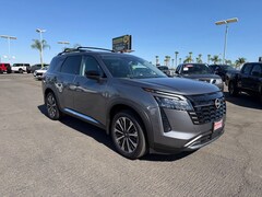 2026 Nissan Pathfinder Platinum Platinum 2WD
