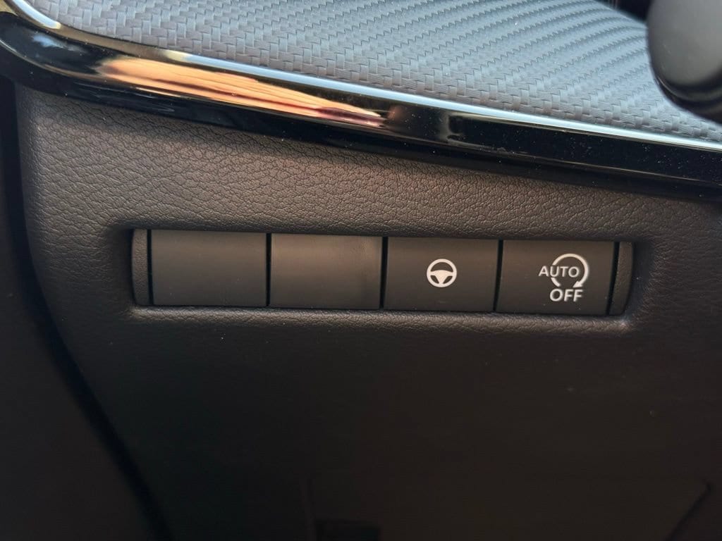 2026 Nissan KICKS SR - Photo 24