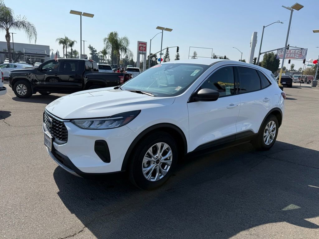 2024 Ford Escape Active photo 3