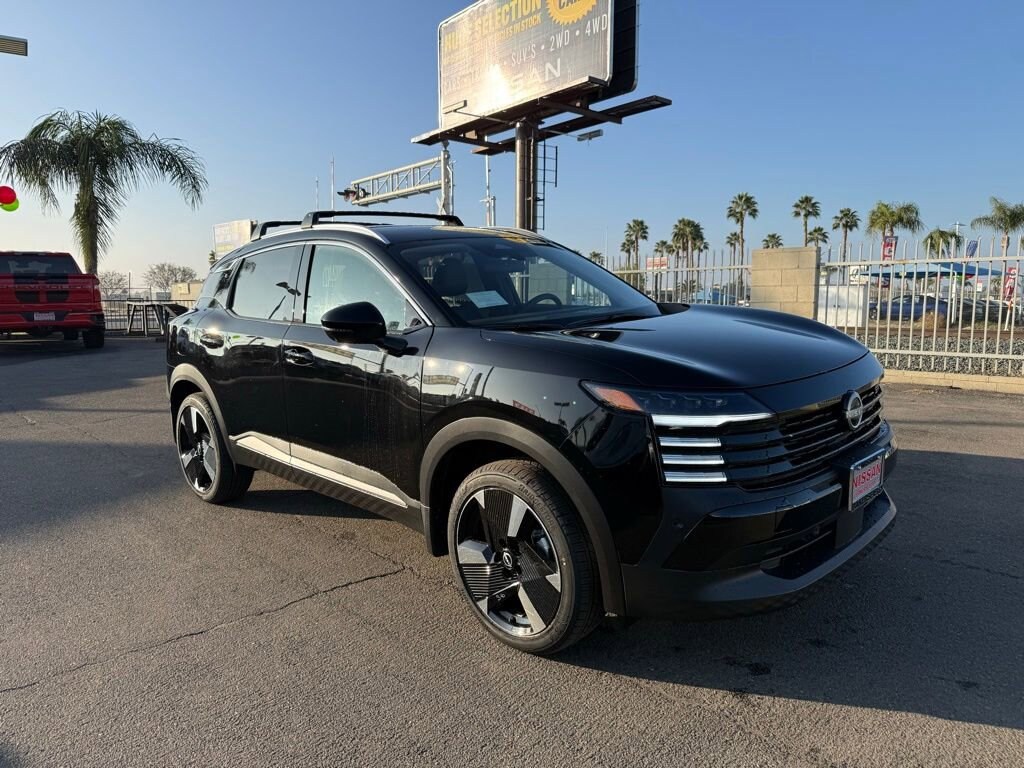 New 2026 Nissan Kicks SR SR AWD