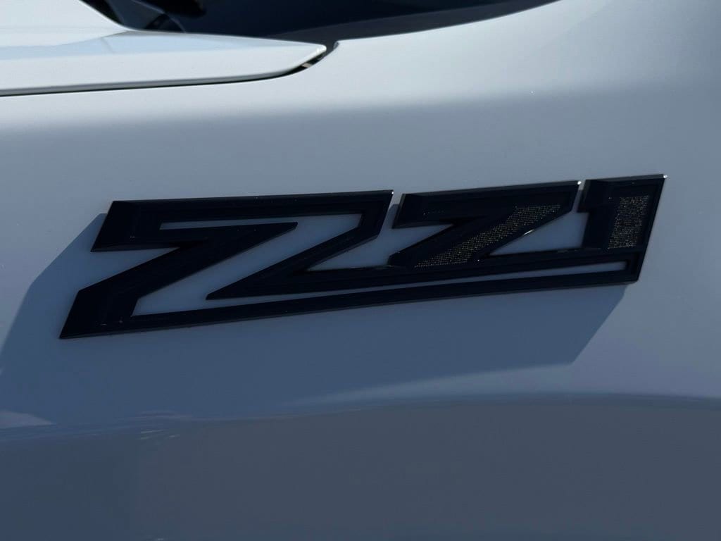 2024 Chevrolet Silverado 1500 LT Trail Boss photo 3