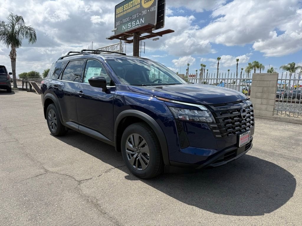 2026 Nissan Pathfinder SV 2WD's photo