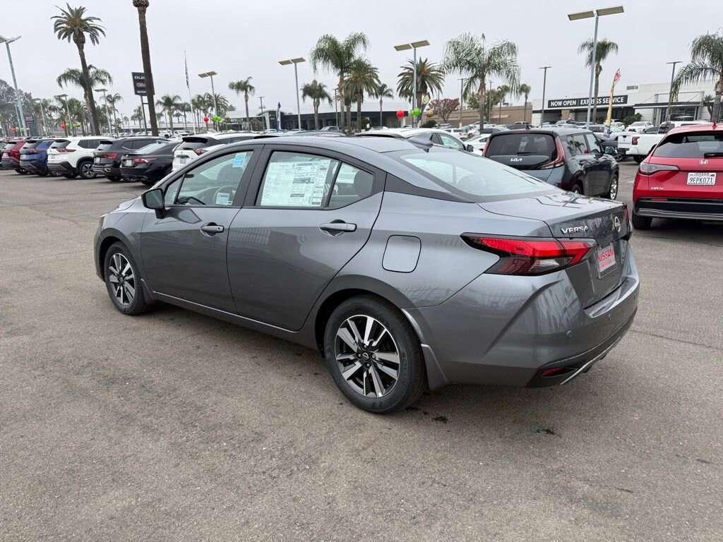 New 2025 Nissan Versa SV SV CVT