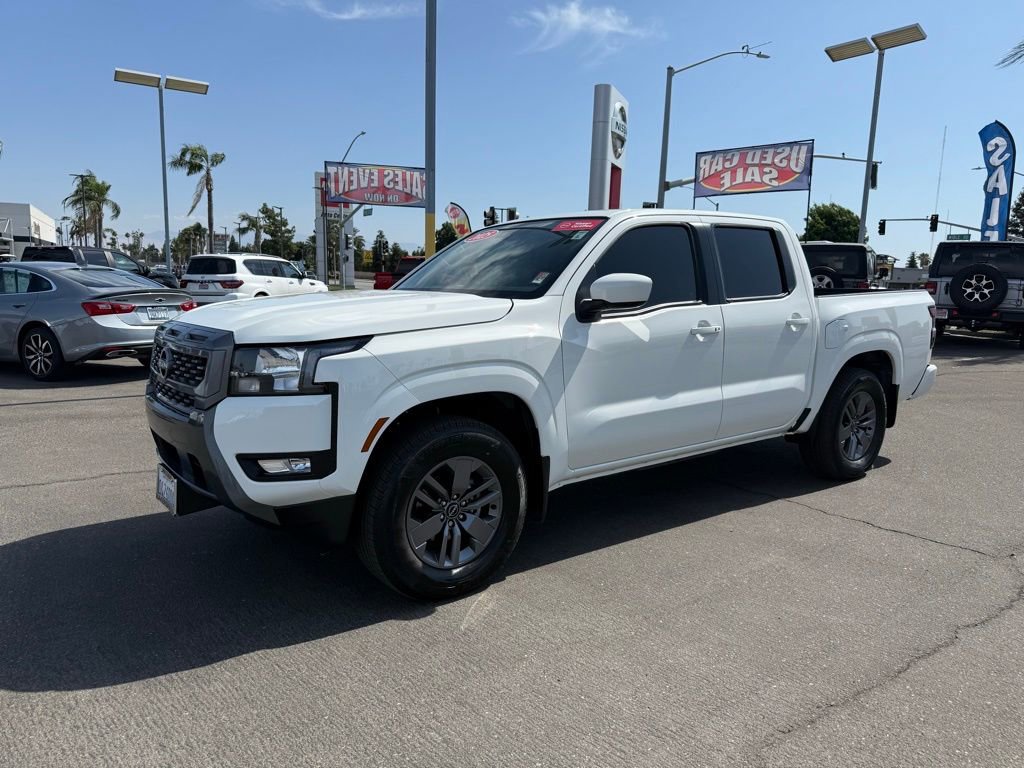 2025 Nissan Frontier SV photo 3