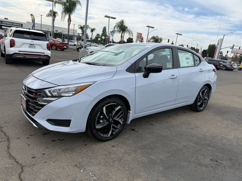 New 2025 Nissan Versa SR SR CVT
