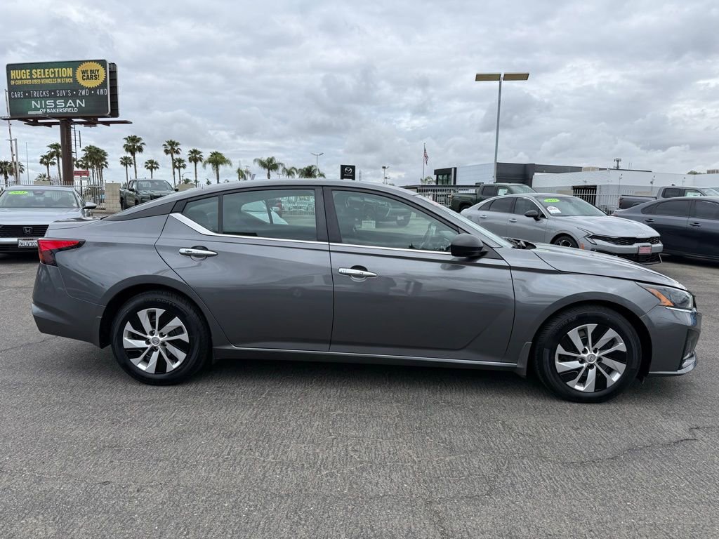 2024 Nissan Altima 2.5 S photo 6