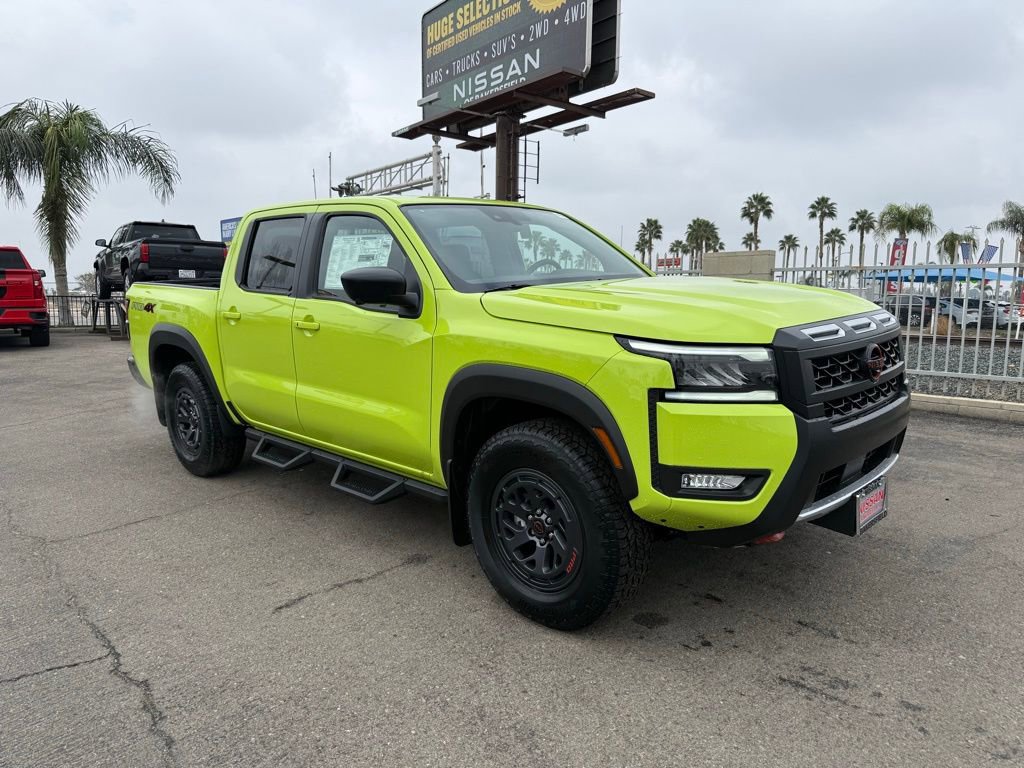2026 Nissan Frontier PRO-4X's photo