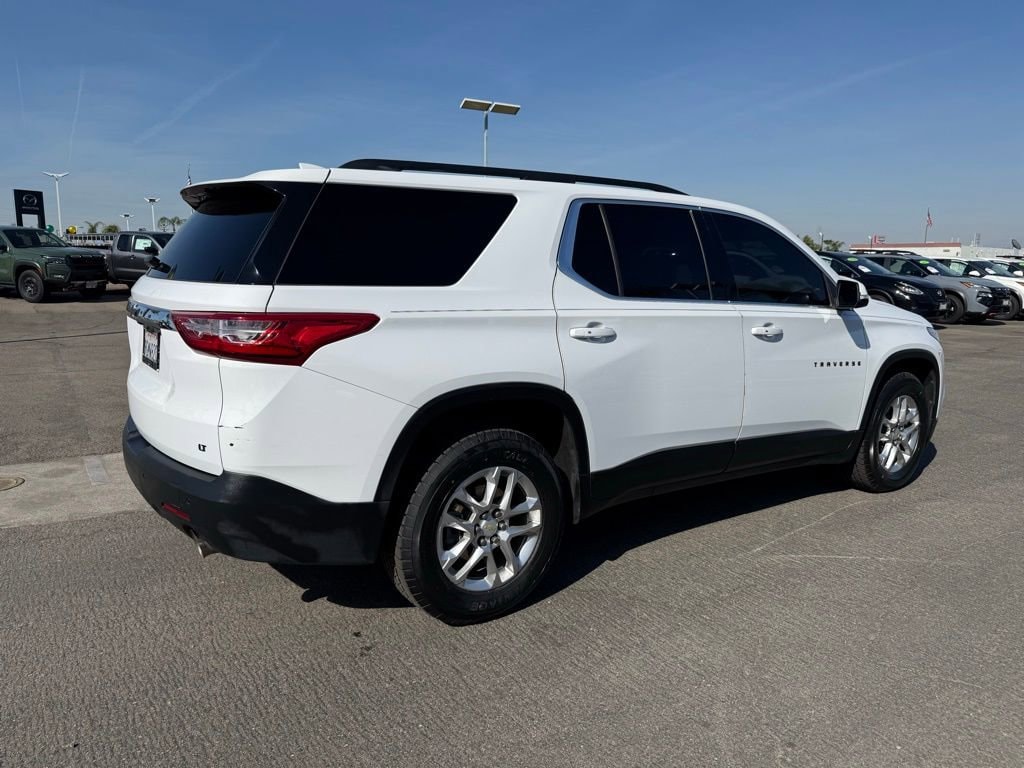 2021 Chevrolet Traverse LT Cloth photo 5