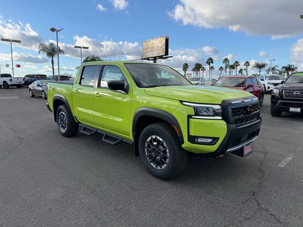 2026 Nissan Frontier PRO-4X's photo